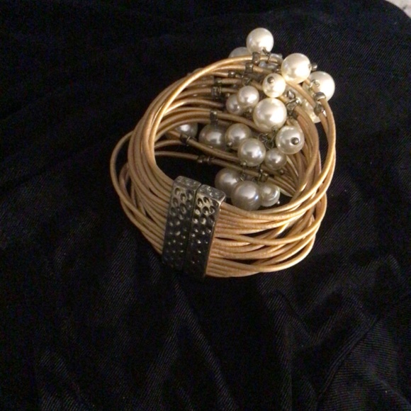 Dazzling bracelet, bold look cuff cords with faux pearls! What fun!! - Picture 3 of 4